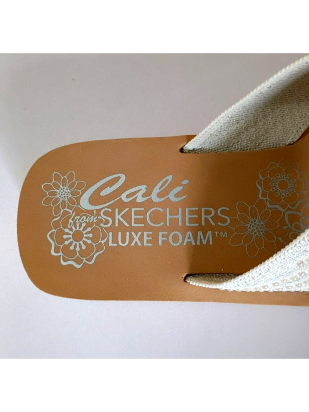 Skechers Cali Luxe Foam Platform Sandals Thong Style Embellished Ivory - Size 7M - Picture 5 of 7